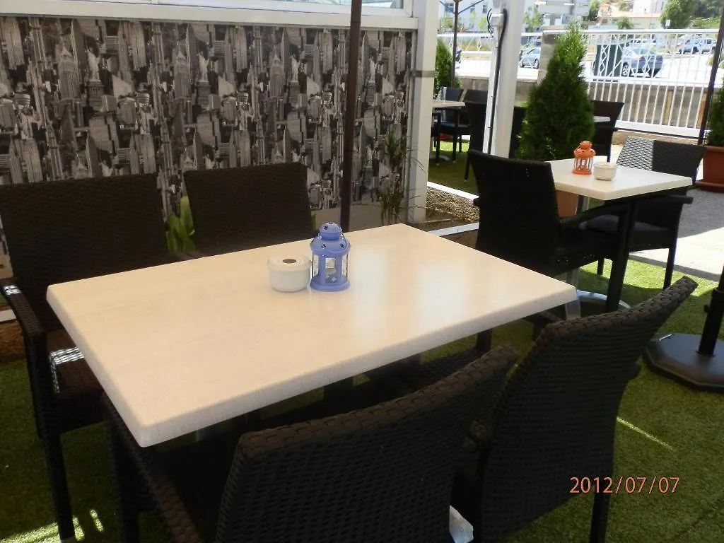 Hostal Bonavista Blanes Guest house